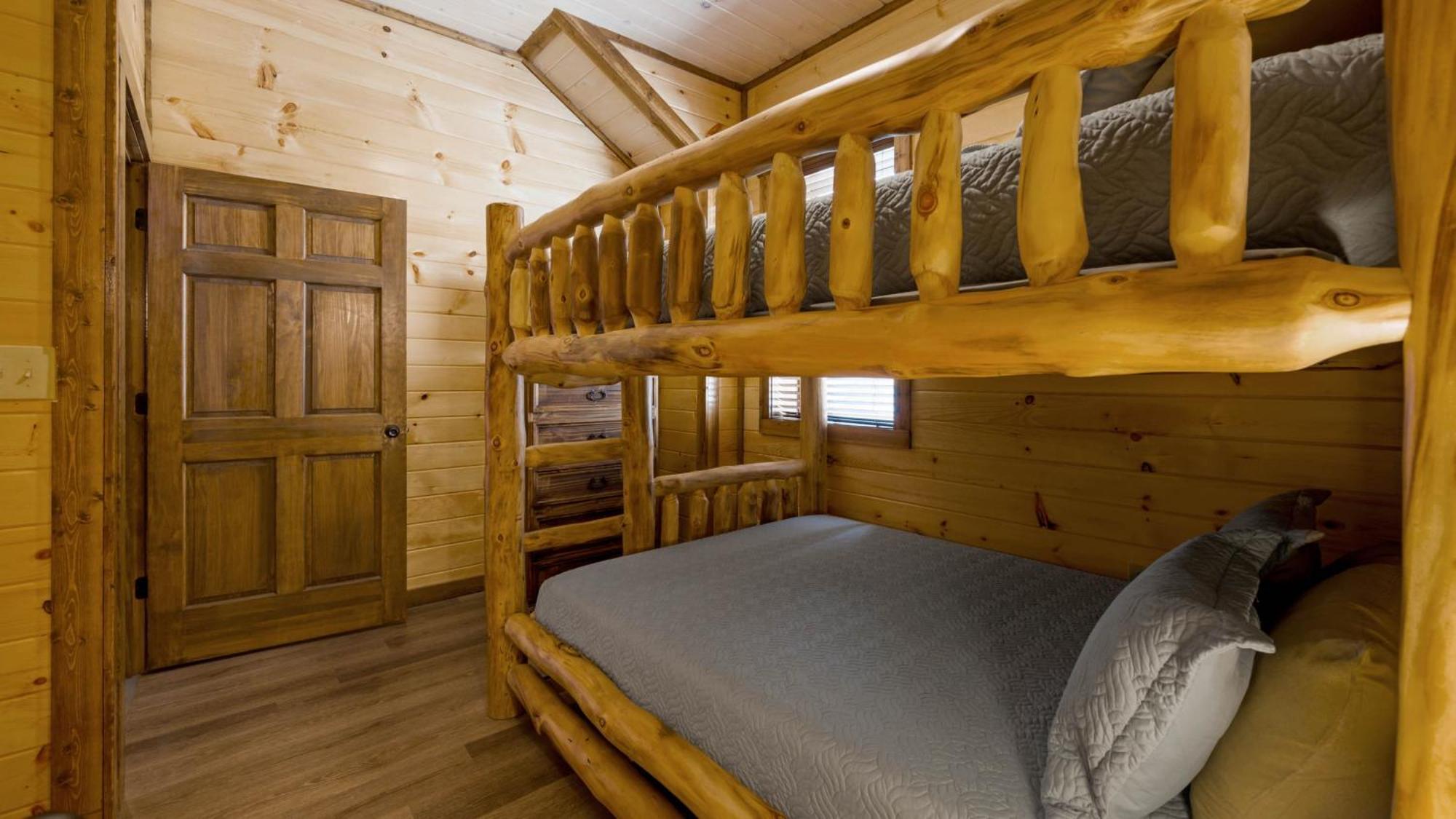 Liberty Lodge - Family Getaway With Pool, Hot Tub, Arcade & Dogs Pigeon Forge Luaran gambar